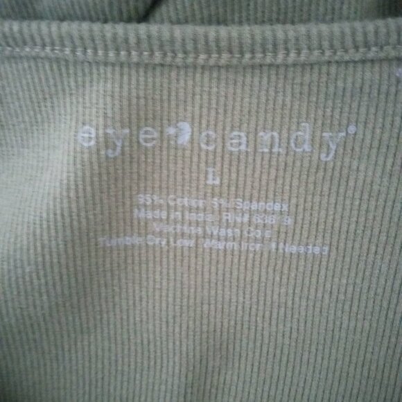 Eye Candy V-Neck Green Crop Top - Picture 4 of 4